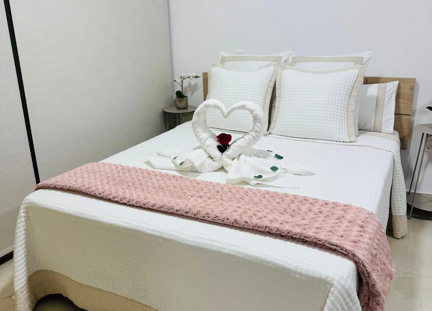 Ac Encanto La Cisnera 0*,  Spain